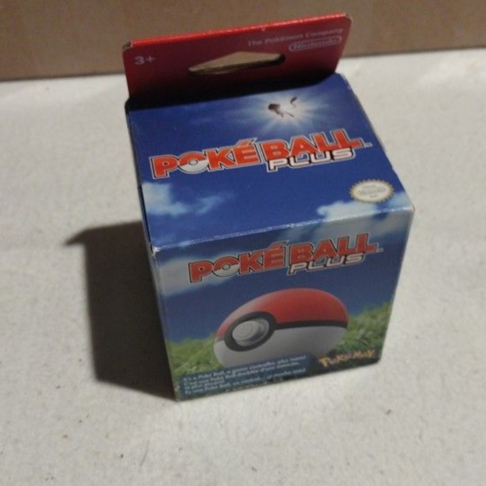 Nintendo Pokemon PokeBall Plus Controller Switch- Sealed -New -Discontinued